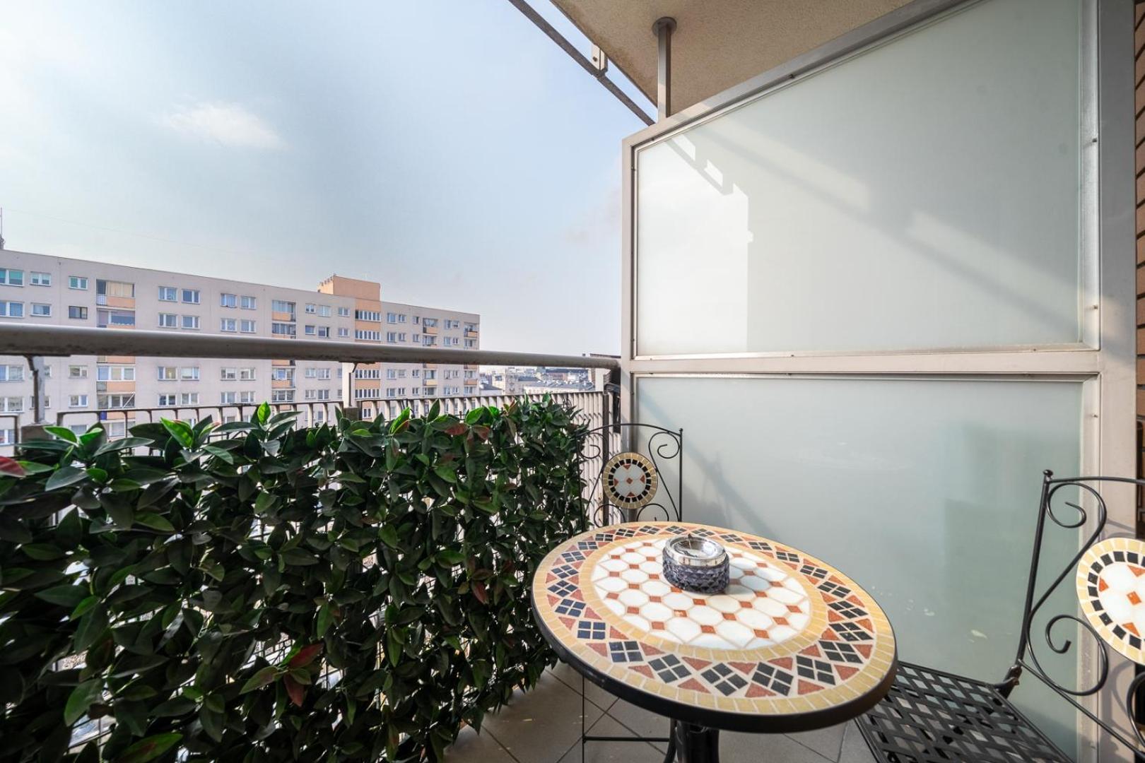 National Stadium - 7th Floor, Parking And Balcony - By Rentujemy Apartament