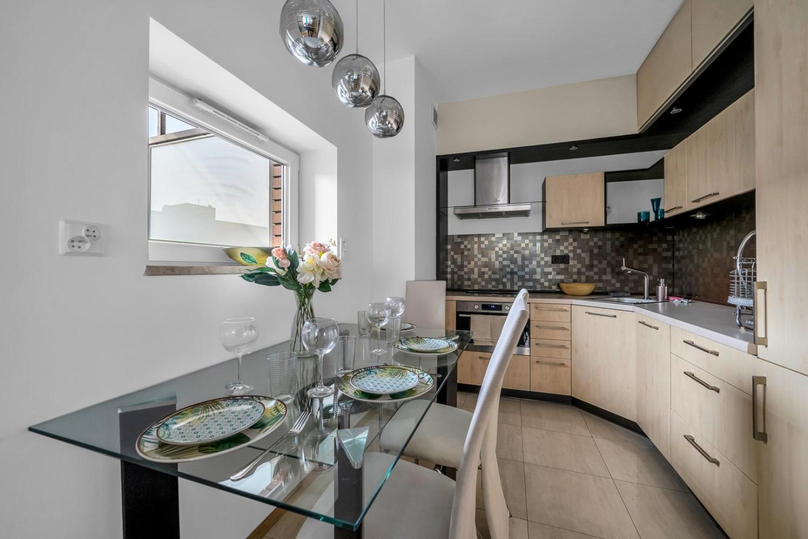 Apartament National Stadium - 7th Floor, Parking And Balcony - By Rentujemy *